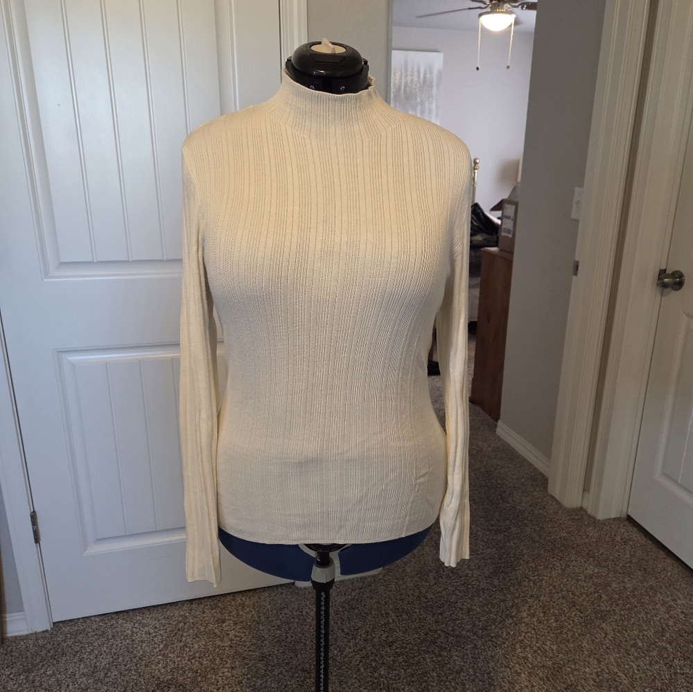 Abercrombie & Fitch Cream Ribbed Mockneck Sweater XL